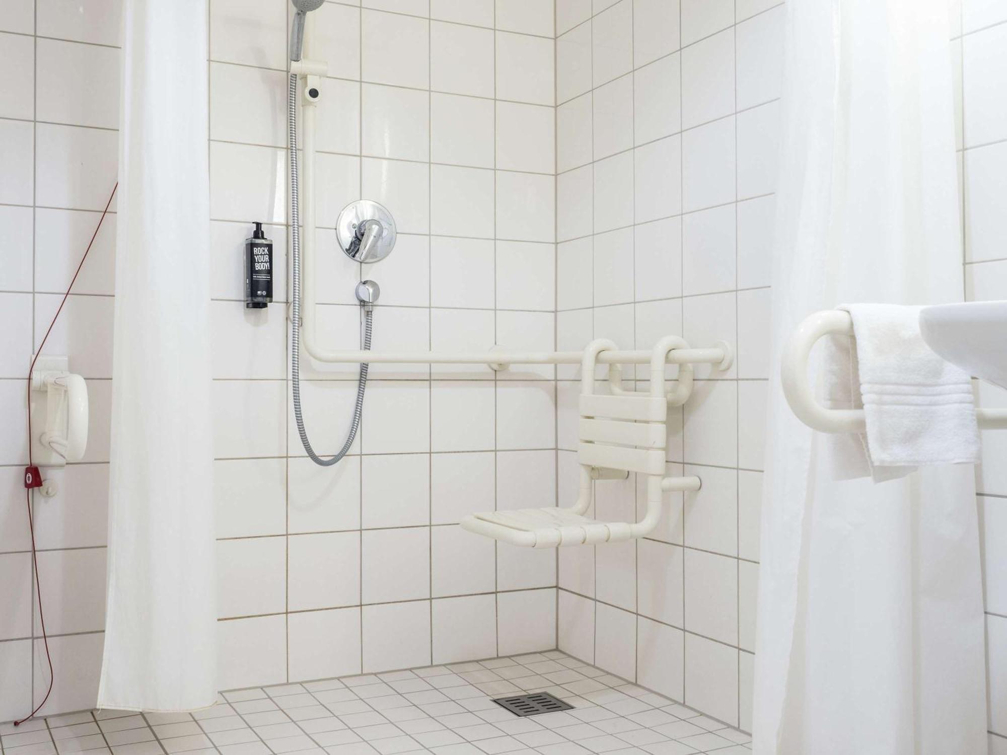 Ibis Stuttgart Centrum מראה חיצוני תמונה